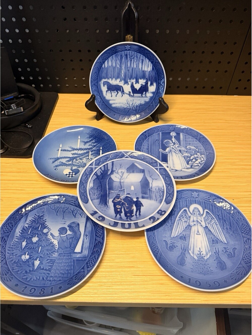 6-Vintage Royal Copenhagen Christmas plates, classic blue and white porcelain